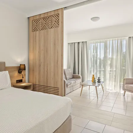 Hotel Bay 4*