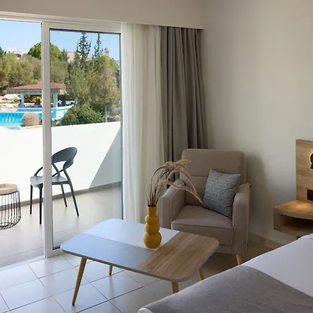 Bay Hotel Kiotari