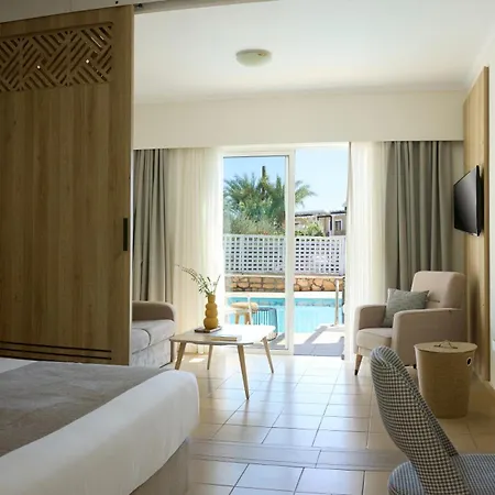 Hotel Bay 4*