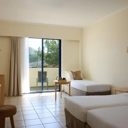 Bay ホテル 4*